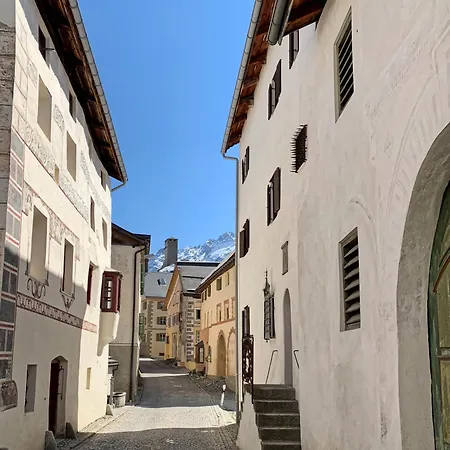 Ein Kraftort Und Architektonisches Juwel וילה