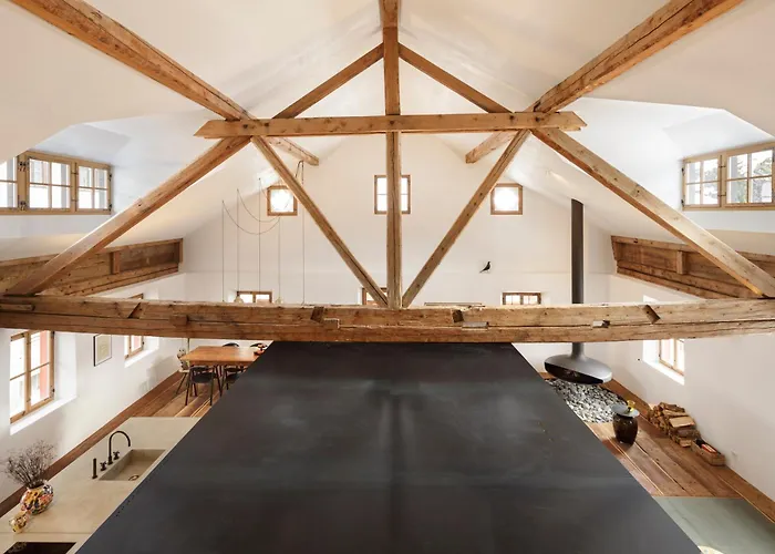 Ein Kraftort Und Architektonisches Juwel Ardez