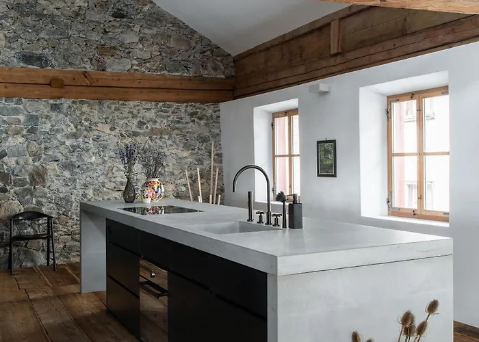 Ein Kraftort Und Architektonisches Juwel Villa Ardez